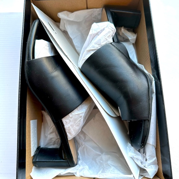 Alfani shoes!!🖤🖤MAKE AN OFFER!!! - Picture 1 of 7